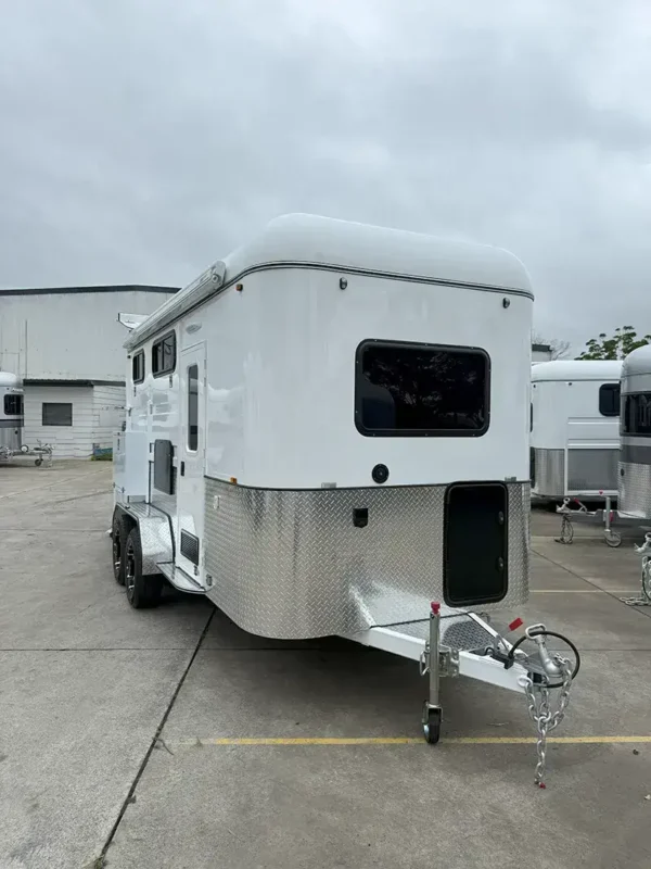 2HAL 436 CAMPER - Image 2