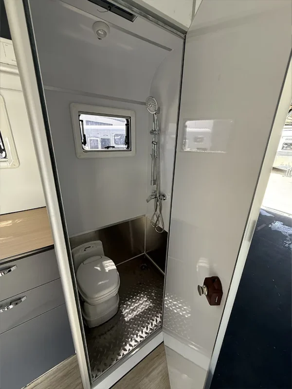 3HGS SRT – WHITE AND GREY - Image 12