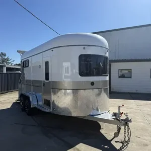 2HAL 450 LTD CAMPER – WHITE AND GOLD